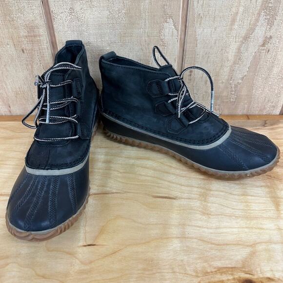 Sorel Out N About Plus Waterproof Boots W 9.5 Black Suede Waterproof Winter Mid - Picture 1 of 8